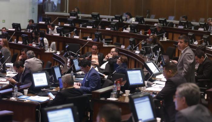 La votación de este jueves tuvo 98 votos afimativos y una abstención para ser aprobada.