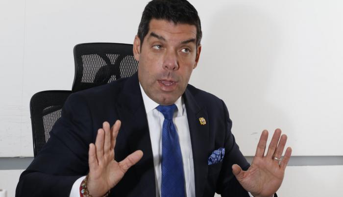 El ministro Raúl Ledesma aclara puntos polémicos sobre la situación laboral en el país.