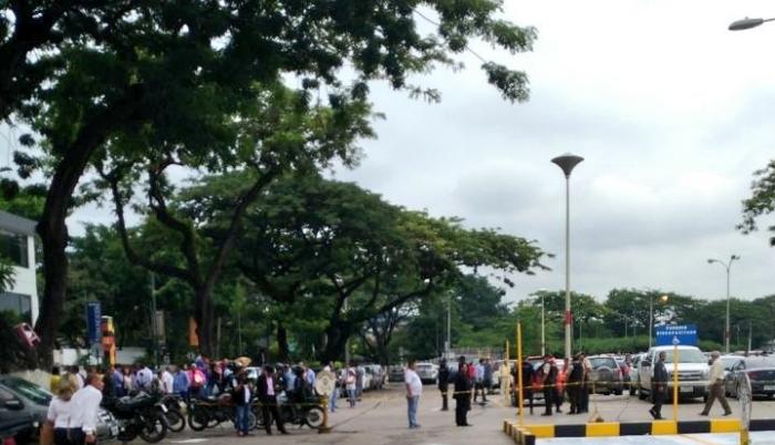 Una amenaza de bomba se registró en la instancia judicial, anexa al centro comercial Albán Borja.