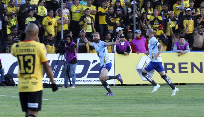 Liderato. El gol del argentino Burzio significó recuperar la punta del campeonato, que cedieron la fecha pasada a Liga de Quito. Los ambateños lograron derrotar por primera vez en el año a Barcelona.