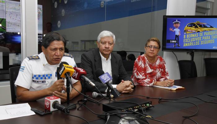 La ATM presenta plan para respaldar al taxismo formal