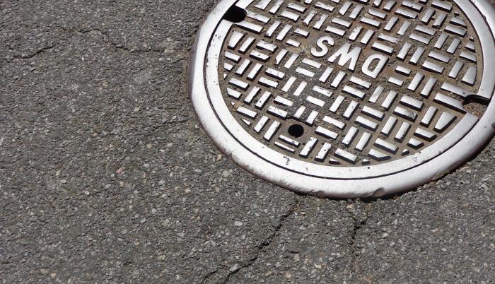 Pixabay. Imagen referencial. Alcantarillado. Precandidatos plantean auditar la entrega de recursos para la obra durante la gestión anterior.