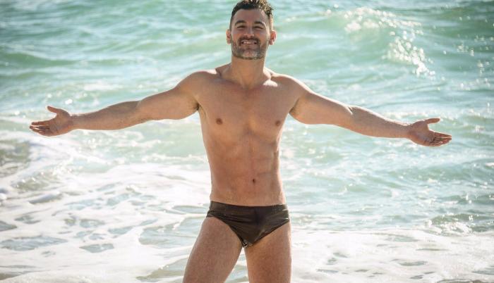 Mauricio radica hace algún tiempo en Miami donde se desempeña principalmente como estilista.
