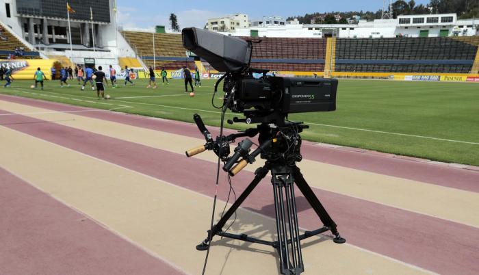 DirecTV, único oferente para transmitir el fútbol ecuatoriano