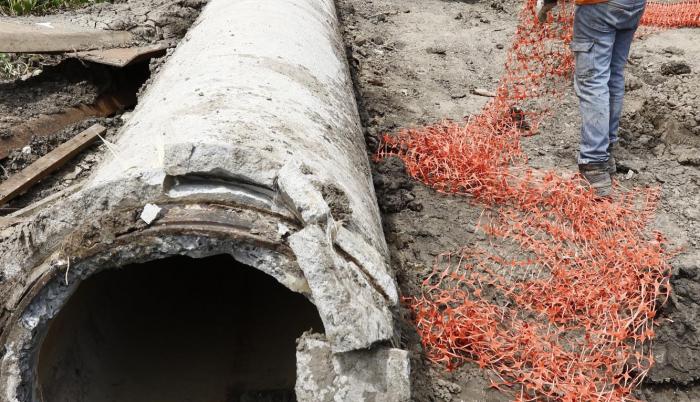 Área. Zona de intervención, investigación y reparación del acueducto, ubicado en el km 30 de vía a la costa.