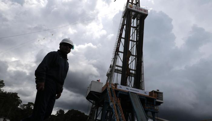 En 2015 el gobierno de Correa entregó la operación del campo Auca a Schlumberger bajo la figura de “servicios específicos”.