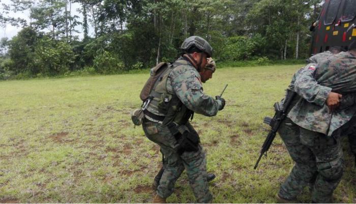 Los heridos fueron evacuados en helicópteros hasta Esmeraldas.