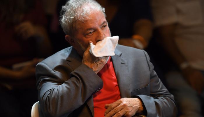 La defensa de Lula ha negado todos los cargos y afirmado que su cliente es víctima de una “persecución política” que intenta impedir que vuelva al poder.