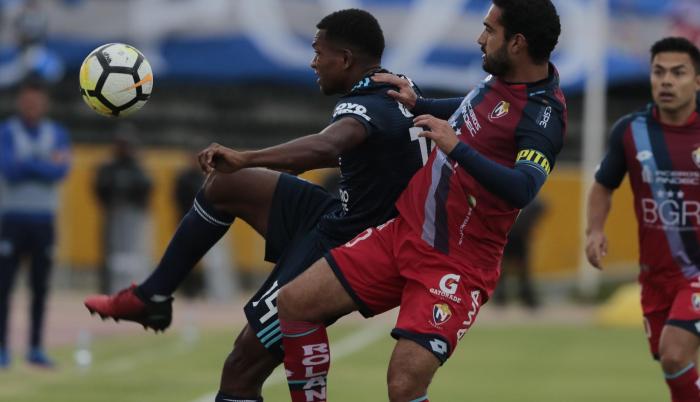 Encuentro entre Emelec y El Nacional.