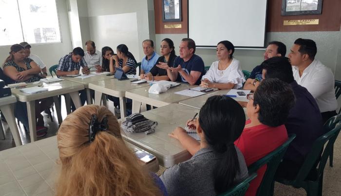 Una reciente cita en Guayaquil congregó a dirigentes del correísmo para analizar temas de organización, participación electoral y acciones frente a lo que llaman una persecución política. Ricardo Patiño, Paola Pabón y otros se reunieron con directivos de