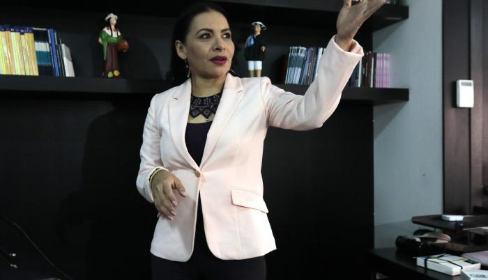 Diana Atamaint también fue parte del CNE Transitorio que antecedió al definitivo.