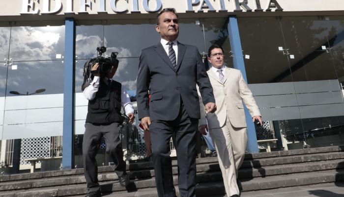 Diligencia. El exministro del Interior José Serrano dio una versión en el caso de delincuencia organizada.