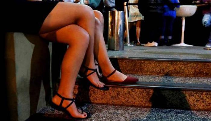 Situación. Los ladies free (noche de chicas) de los jueves son prácticas de gratuidad a cambio de sensualidad.