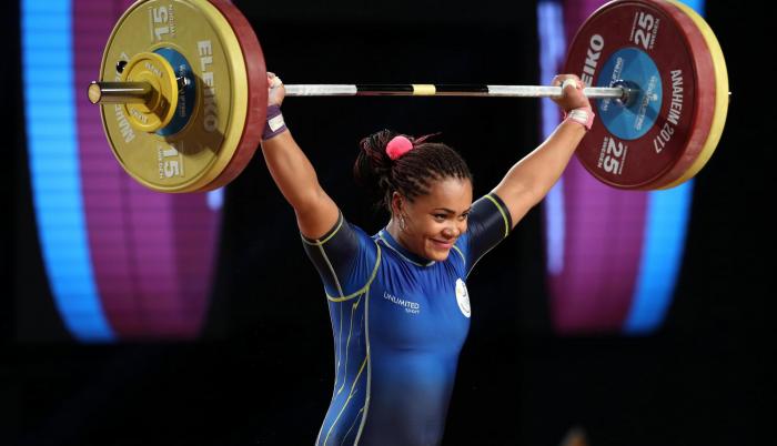 Neisi Dajomes, pesista ecuatoriana. La premiación del Mejor Deportista del Año se realizará desde las 19:00 del viernes, en las instalaciones de Granasa.