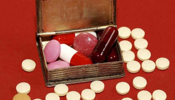 El uso frecuente de ibuprofeno puede disminuir la producción de testosterona y causar impotencia sexual.