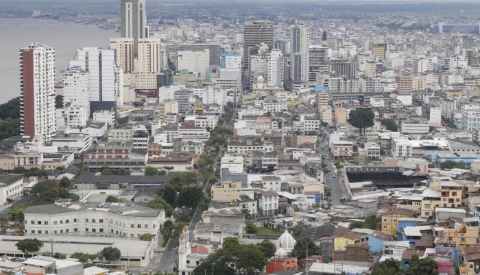 Sustentabilidad. Comprende los espacios públicos, densidad, movilidad, áreas verdes, sonoridad, entre otros.
