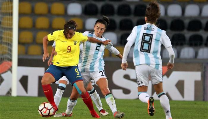 La delantera italo-ecuatoriana, de 26 años, actuó en el Mundial Canadá 2015. (Cortesía)