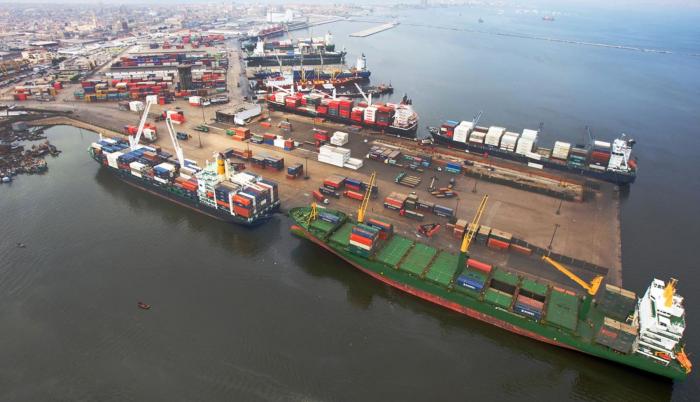 Imagen referencial. La competencia desleal acarrea problemas legales para los infractores, sean estos líneas navieras o puertos que operan en Ecuador.