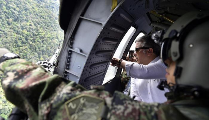 Medidas. El presidente colombiano sobrevoló el pasado sábado la zona donde fue asesinado Guacho.