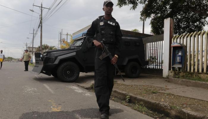 Destrucción. El 27 de enero una explosión con coche bomba dañó el 95 % del cuartel policial de San Lorenzo.