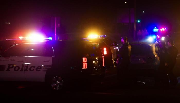 El incidente se produjo en torno a las 23:20 hora local en el Borderline Bar & Grill, donde el presunto autor, encapuchado y vestido completamente de negro, abrió fuego contra todas las personas en el lugar.