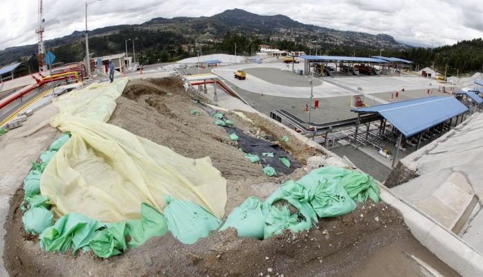 Deslaves. Los trabajos de contención realizados en la terminal no fueron efectivos.