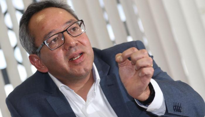 Asambleísta, Augusto Espinosa.