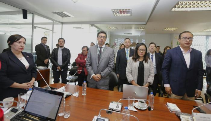 Una comisión de la Asamblea Nacional recibió a los familiares del equipo periodístico asesinado en la frontera.