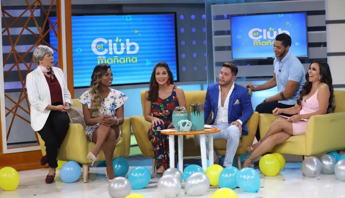 Sandra Pareja, Aura Arce, María Gracia Manzano, Jorge Heredia, David Naula y Adriana Sánchez.