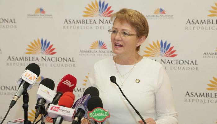 Vallejo expresó que presentará las pruebas correspondientes a las instituciones competentes.