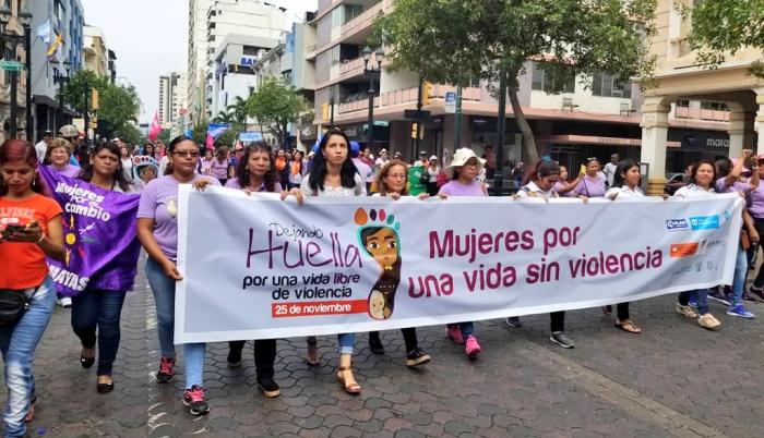 Tanto en Guayaquil como en Quito se desarrolló el encuentro denominado ‘Dejando Huella, por una vida libre de violencia’.