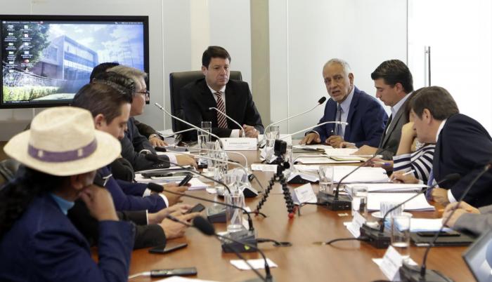 Asamblea. El ministro de Hidrocarburos compareció por cerca de dos horas durante la mañana del 15 de noviembre.