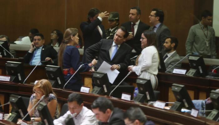 Los asambleístas socialcristianos estuvieron muy activos en la negociación para conseguir los votos para aprobar la terna de candidatos de la Asamblea al Consejo de la Judicatura.