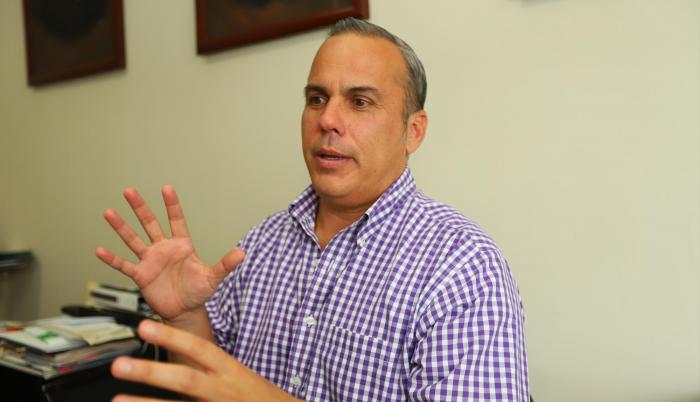 El director de la Cámara Ecuatoriana de Comercio Electrónico habla sobre el desarrollo y los cambios que viene teniendo la oferta y la venta digital en el país.