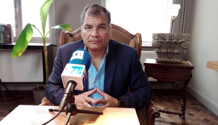 Rafael Correa tildó hoy de “farsa” el proceso legal en su país que le relaciona con el supuesto secuestro de Fernando Balda.