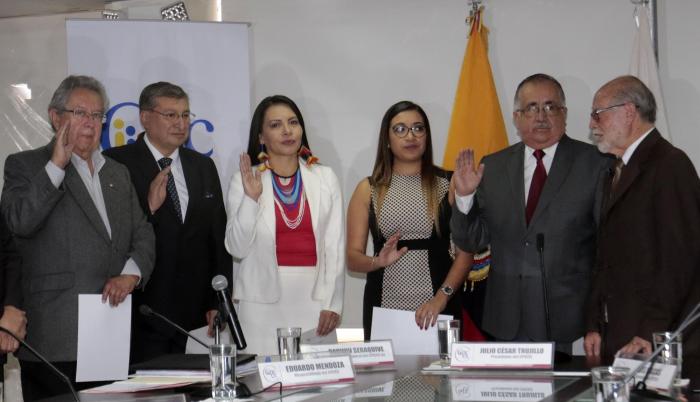 Los vocales electos conformaran un Consejo transitorio hasta que se elijan los consejeros definitivos. La decisión fue tomada tras la votación de los miembros del CPC transitorio.