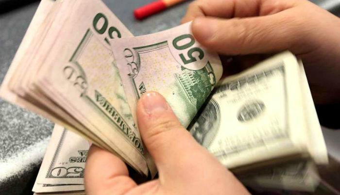 Referencial. De acuerdo a un análisis del Foro de Economía y Finanzas Públicas la decisión le costó al país $ 9.041 millones, debido a las altas tasas de interés de las emisiones de bonos que realizó Ecuador desde 2014.