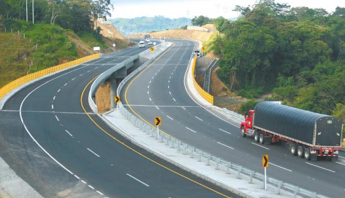 Para la construcción de la carretera Ruta del Sol, Odebrecht pagó 84.000 millones de pesos (unos 28,62 millones de dólares) para garantizar que la concesión recayera sobre ellos, según confirmó la Fiscalía.