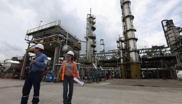 Repotenciación. En el Gobierno anterior se utilizaron $ 2.200 millones para la Refinería de Esmeraldas.