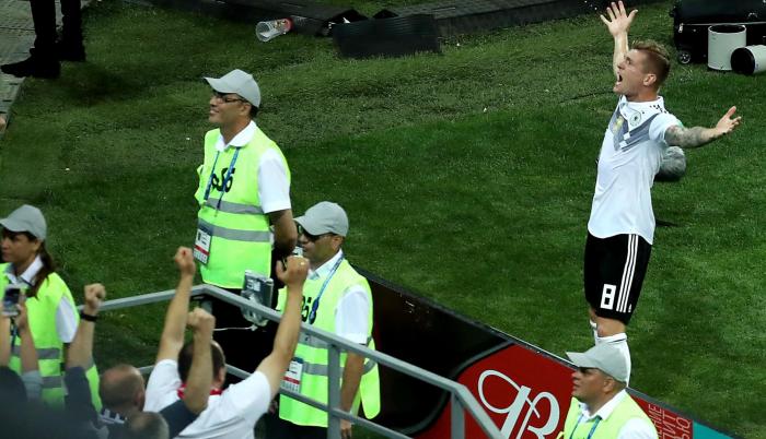 El volante del Real Madrid clavó el balón en un ángulo del portero sueco cuando el partido se iba en empate y Alemania quedaba al borde de la eliminación.