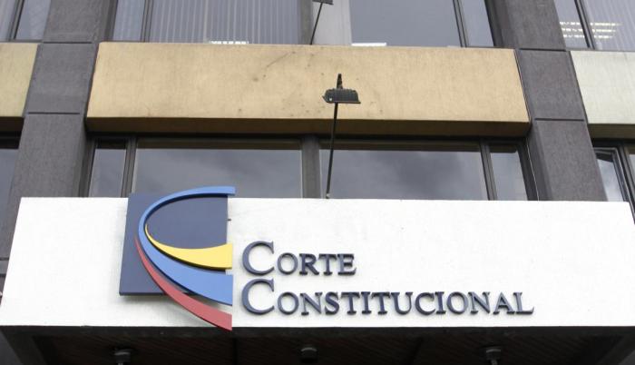 Selección. Al final, la comisión designará a los nueve jueces y una lista de nueve elegibles de la Corte Constitucional.