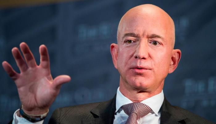 El multimillonario Jeff Bezos