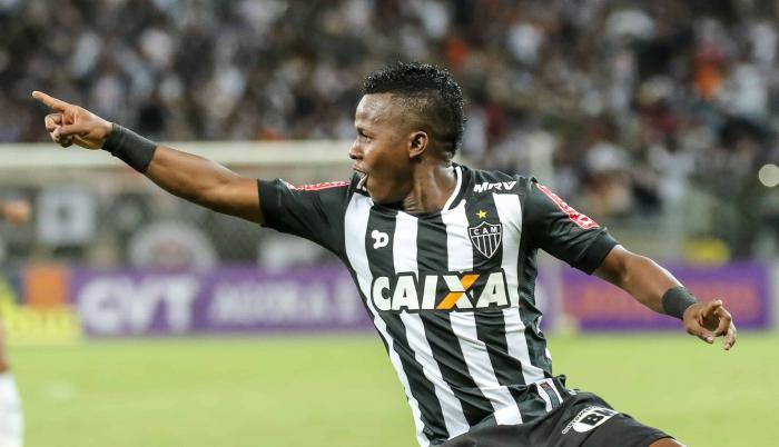 Juan-Cazares-volante-Mineiro