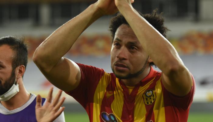 arturo-mina-turquia-liga