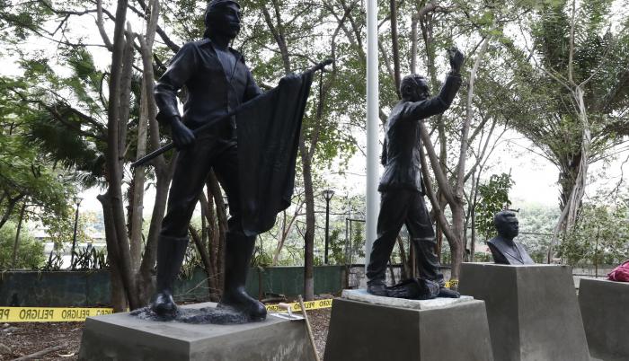 MONUMENTOS EN LA ESTA