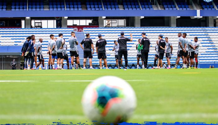 Emelec-amistoso-Guayaquil-City