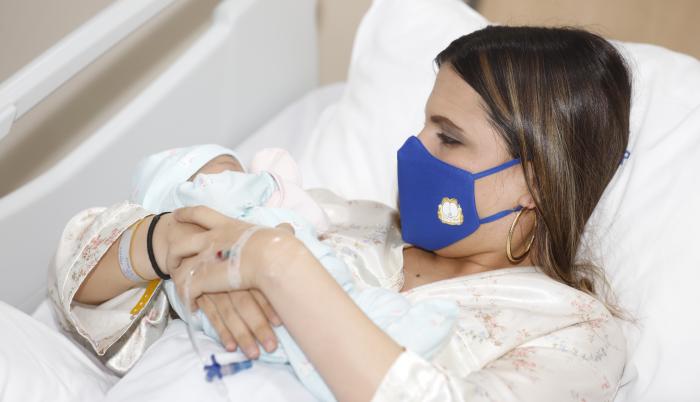 SIXTILLIZAS Y SU BEBE (32165258)