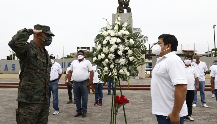 HOMENAJE AL 10 DE AGOS(32215714)