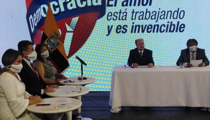 Candidatos- alianzas- Larrea- partidos