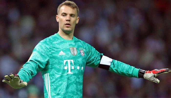 Neuer-manuel-arquero-oro